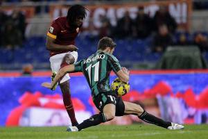 Il Sassuolo ferma la Roma nella rincorsa alla Juve