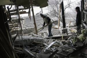 Tredici morti a Donetsk, in Ucraina. Colpita una fermata del tram
