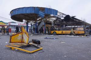 Donetsk, colpita stazione dei bus