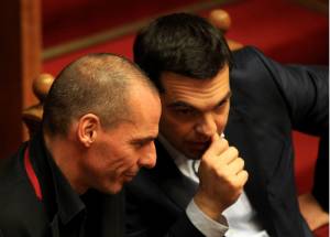 Tsipras "commissaria" il ministro Varoufakis: via a team per negoziati