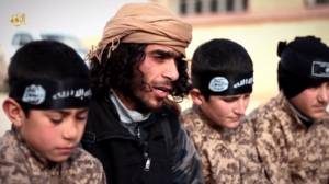 L'ultima difesa dell'Isis: droni contro peshmerga