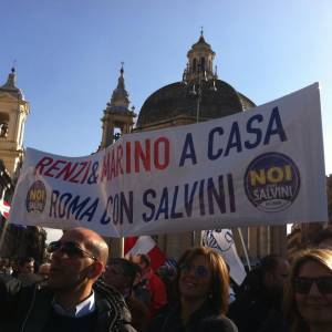 Viaggio nella piazza romana di Salvini