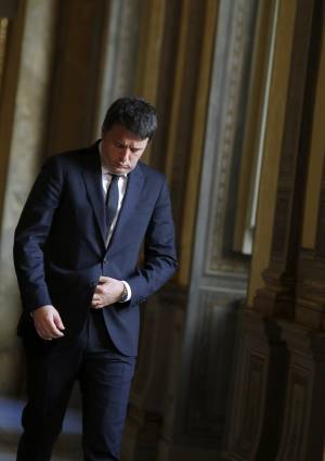 Renzi non chiederà le dimissioni dei sottosegretari indagati