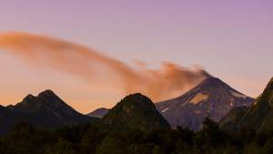 Cile, allerta "arancio" per il vulcano Villarrica
