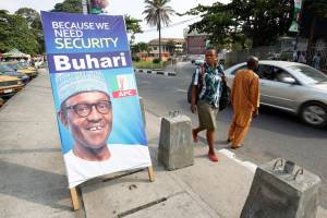 Un poster elettorale di Muhammadu Buhari, sfidante di Jonathan in Nigeria