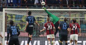 Derby amaro per Inter e Milan: ​pari che non serve a nessuno