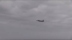 Caccia russo passa a meno 1,5 metri da un aereo spia Usa