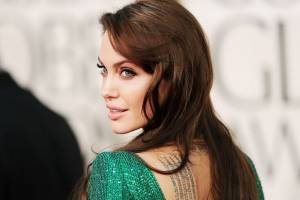 Angelina Jolie, 40 anni da diva: attrice impegnata, donna supersexy