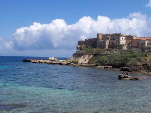 Pianosa, un'isola deserta può salvarci dall'invasione