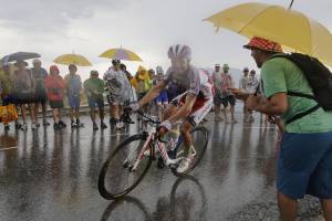 Rodriguez immenso: bis sui Pirenei  Nibali all'attacco, ma Froome controlla