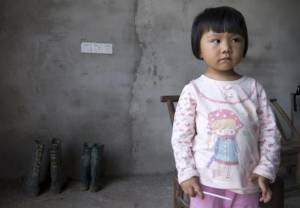 Cina, il governo "concede" alle famiglie il secondo figlio