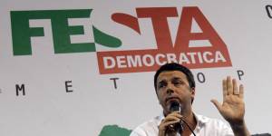 La fiducia in Renzi precipita: con lui un solo italiano su tre 