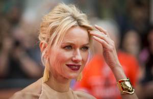 Naomi Watts, raggiante e bellissima per l'apertura del Festival di Toronto