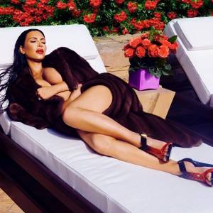 Kim Kardashian sexy su Instagram