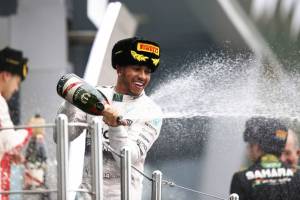 Lewis facile, Seb due volte secondo