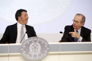 Lettera di richiamo sui conti: la commissione Ue boccia Renzi