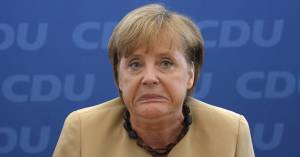 È "scomparsa" la Merkel: sull'Isis non dice una parola