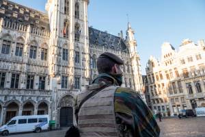 Bruxelles ancora paralizzata, il Re chiede aiuto al Marocco