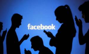 Facebook, così vengono decise le informazioni del newsfeed
