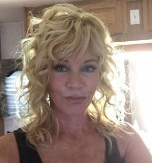 Melanie Griffith  senza trucco su Instagram