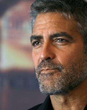 Clooney: "Amal incinta? No, abbiamo adottato un cane"