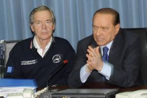 Berlusconi punta su Bertolaso. Lui è tentato: "Se tutti uniti..."