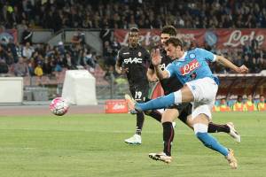 Gabbiadini fa il Pipita: Napoli ci 6