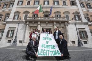 "Legittima difesa sempre" Ora la Lega ci riprova e presenta una nuova legge