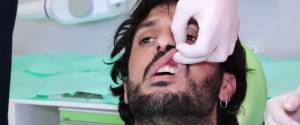 Fabrizio Corona, dal carcere allo spot del dentista