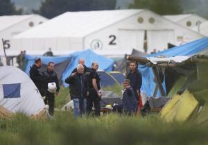 Migranti, la Grecia sgombera il campo profughi di Idomeni