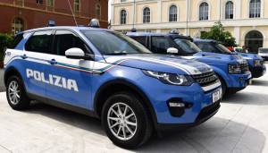 Roma, presentati i nuovi suv della polizia