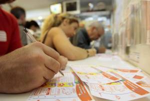 Superenalotto, jackpot da 123 milioni di euro. È il più ricco del mondo