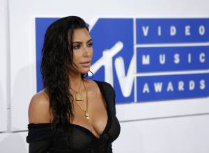 Kim Kardashian, la sensualità esplosiva