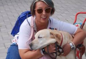 Centralinista non vedente isolata per il cane-guida: "Puzza, via da qui"