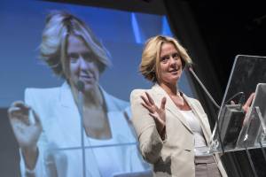 Polemiche sul Fertility day, Lorenzin: "Foto diversa da quella approvata"