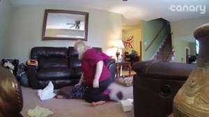 Usa, baby sitter picchia il bimbo down. Incastrata dalle telecamere