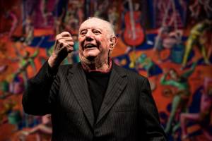 Morte Dario Fo, il medico: "Ha cantato per ore prima di aggravarsi"