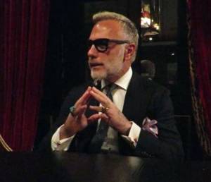 Gianluca Vacchi risponde alle critiche: "L'apparenza inganna"