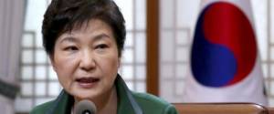 Corea del Sud, la "sciamana" che manovra la presidente Park