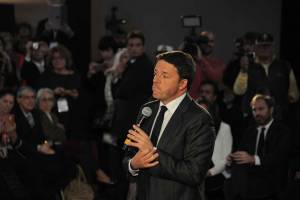 E spunta anche una banca alla cena milanese con Renzi