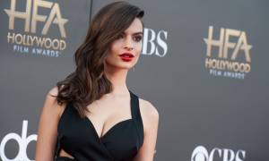 Emily Ratajkowski: nudo completo su Instagram