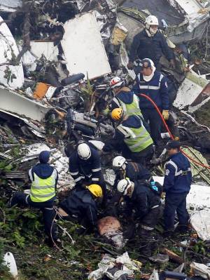 Gli ultimi istanti prima dello schianto: "Aereo senza carburante"