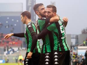 Serie A: tris del Sassuolo, la Samp batte il Toro, pari Pescara-Cagliari 