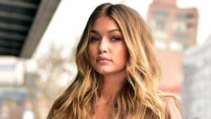 Gigi Hadid confessa: "Ogni giorno faccio i conti con la mia malattia"