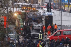 Berlino, la AfD: "Sono i morti della Merkel"