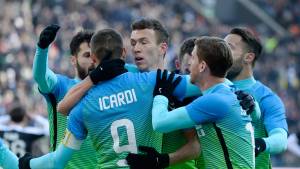 L'Inter aggancia il Milan: una doppietta di Perisic stende l'Udinese