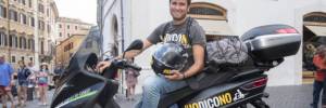 Di Battista vende la moto: il ricavato ai terremotati