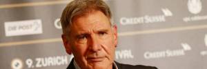 Harrison Ford atterra su una pista sbagliata: incidente sfiorato