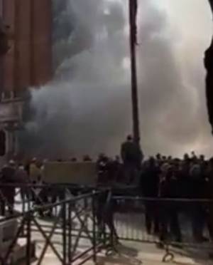 Venezia, fumo in piazza San Marco. Ma è una rapina