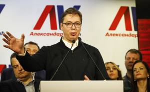 La Serbia sceglie Vucic, il nazionalista che guarda all'Europa